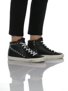 NWOT Steve Madden Black High-Top Sneakers